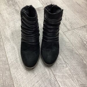 Patrizia By Spring Step Harmeni Ankle Booties Size 38